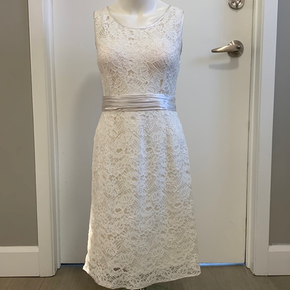 NINA AUSTIN ivory lace dress - Picture 2 of 15
